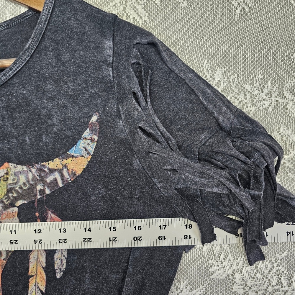 The Party Fringe Sleeve Top Bull License Plate Graphic Sz Small Cowgirl Festival - Picture 6 of 9